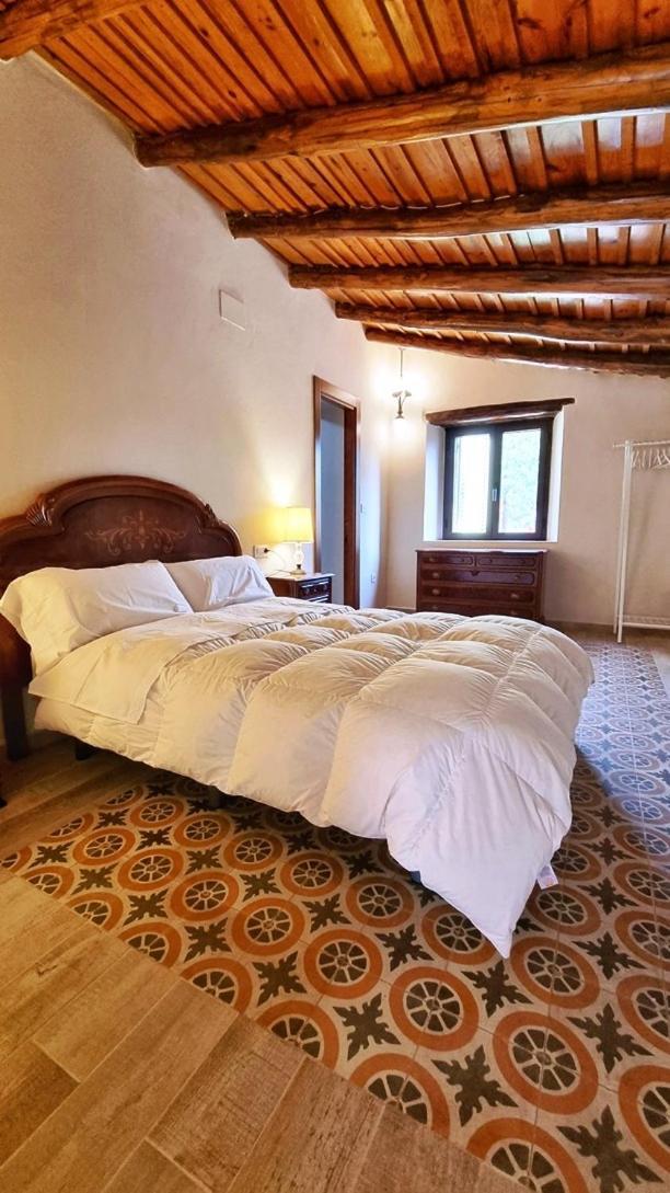 Alojamiento Rural En Aracena. Finca El Rehilete Экстерьер фото