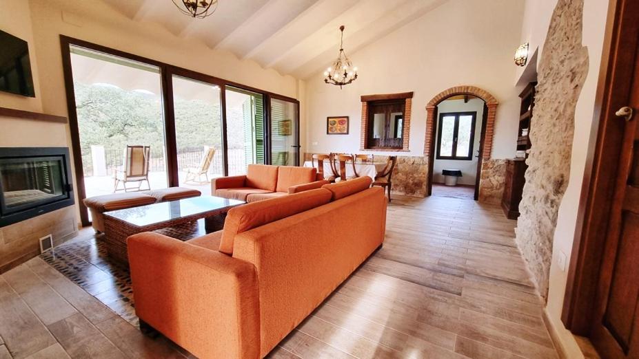Alojamiento Rural En Aracena. Finca El Rehilete Экстерьер фото